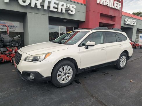 Used 2015 Subaru Outback 2.5i Premium AWD/4WD image 1