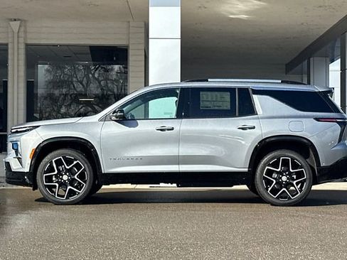 New 2026 Chevrolet Traverse High Country image 9