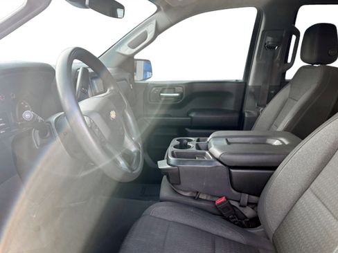 Used 2022 Chevrolet Silverado 1500 Custom image 18