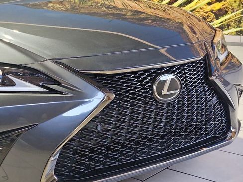 Used 2024 Lexus ES 350 F Sport w/ Accessory Package (Z2) FWD image 7
