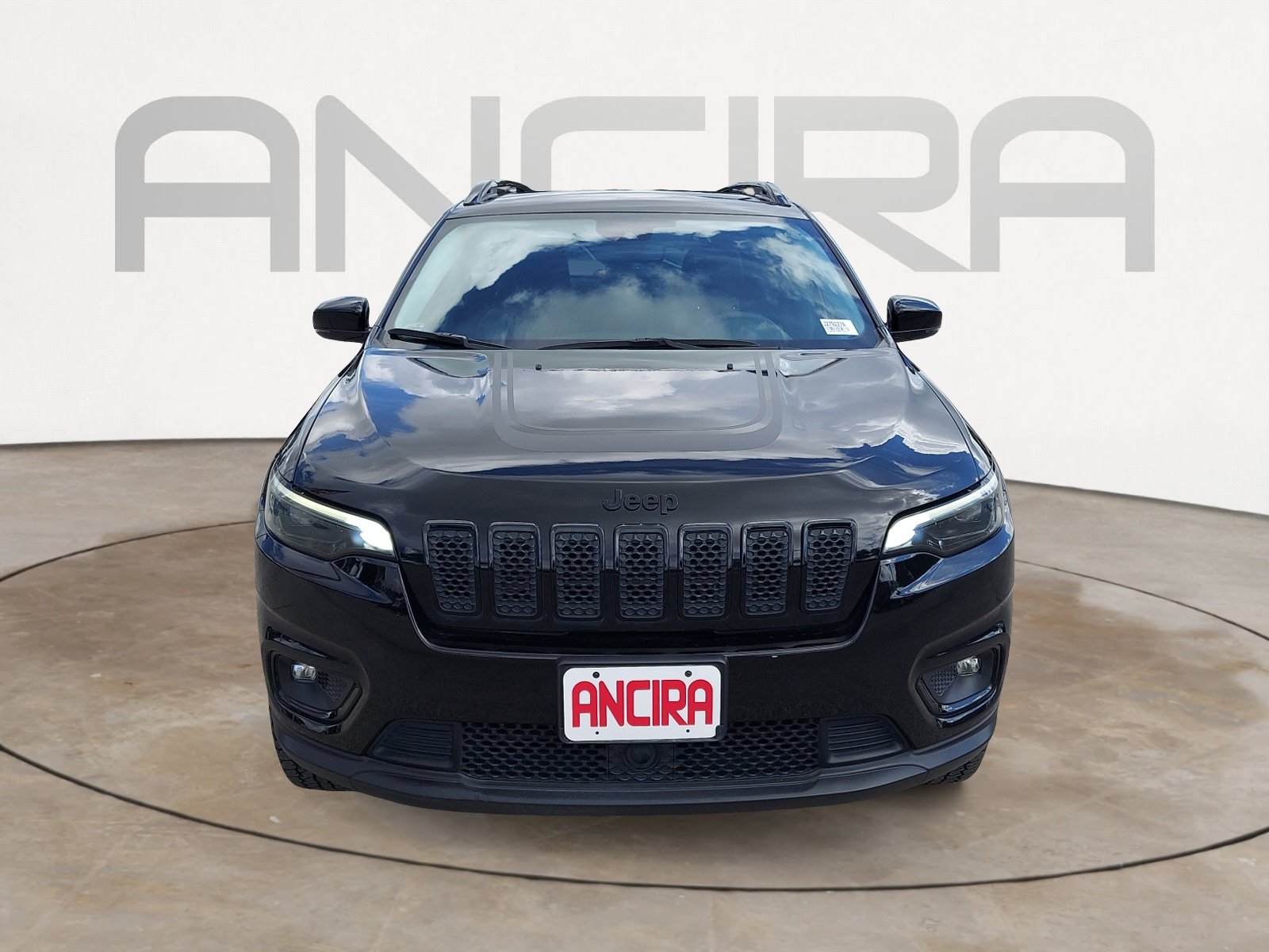 Used 2022 Jeep Cherokee Latitude AWD/4WD image 5