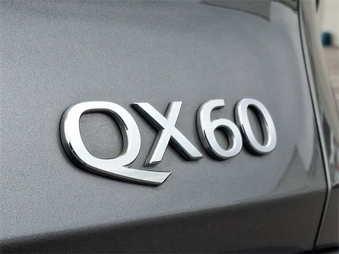Used 2025 INFINITI QX60 Pure image 32
