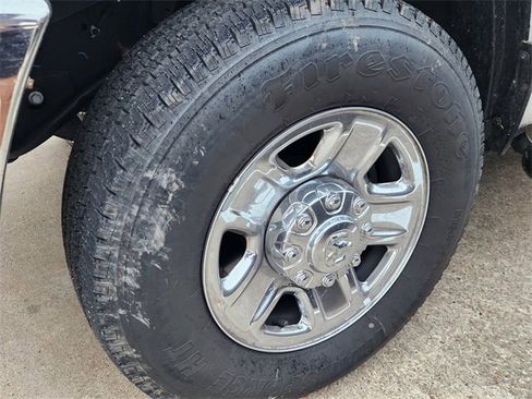 Used 2024 RAM 2500 Tradesman w/ Chrome Appearance Group image 9