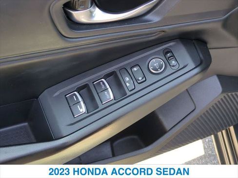Used 2023 Honda Accord EX image 13