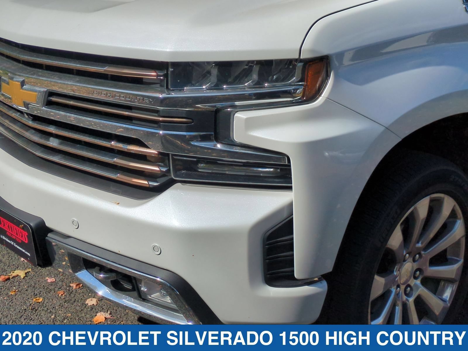 Used 2020 Chevrolet Silverado 1500 High Country w/ Technology Package AWD/4WD image 10