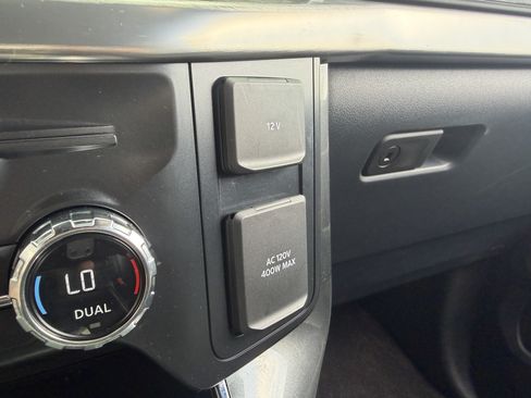 Used 2021 Ford F150 Lariat AWD/4WD image 48