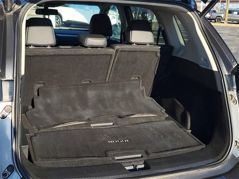 Certified 2022 Nissan Rogue SL image 9