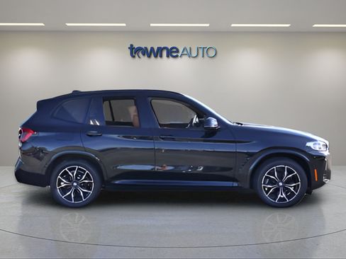 Used 2023 BMW X3 xDrive30i w/ M Sport Package AWD/4WD image 5