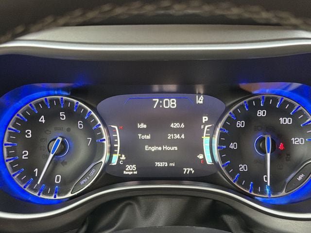 Used 2023 Chrysler Pacifica Touring-L FWD image 26