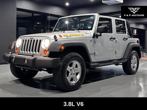 Used 2010 Jeep Wrangler Unlimited Sport AWD/4WD image 2