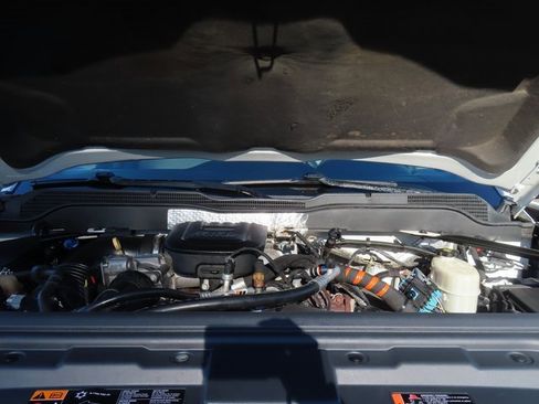 Used 2015 Chevrolet Silverado 3500 LTZ image 39