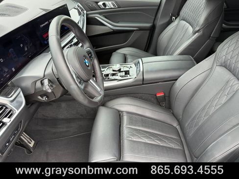 Used 2026 BMW X7 M60i AWD/4WD image 13