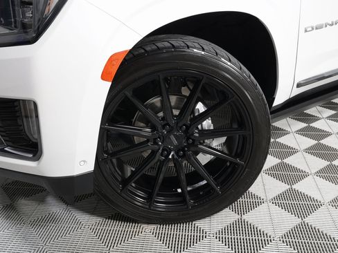 Used 2023 GMC Yukon Denali Ultimate image 36