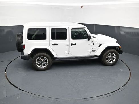 Used 2021 Jeep Wrangler Unlimited Sahara w/ Uconnect 4C Nav & Sound Group AWD/4WD image 54