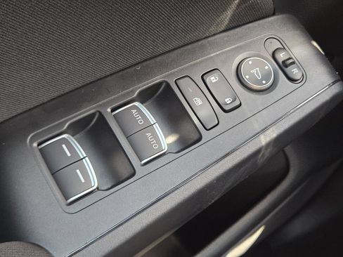 Certified 2025 Honda Civic LX image 29