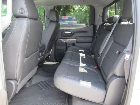 Used 2021 Chevrolet Silverado 1500 LTZ AWD/4WD image 35
