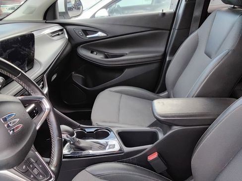 Used 2024 Buick Encore GX Preferred FWD image 9