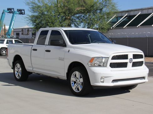 Used 2018 RAM 1500 Express image 3
