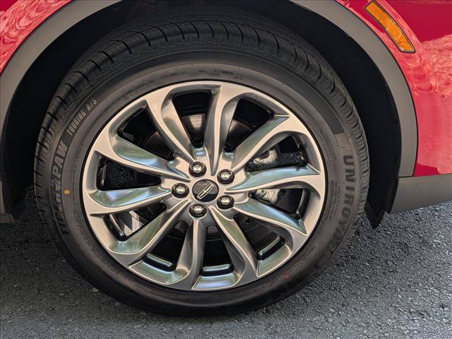 Used 2021 Lincoln Corsair AWD w/ Premium Package image 7