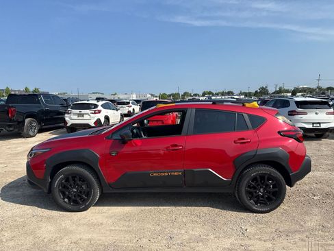 Used 2024 Subaru Crosstrek 2.5i Wilderness w/ Crosstrek Mirror Package AWD/4WD image 12