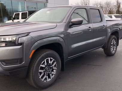 New 2026 Nissan Frontier SV w/ Tow Package