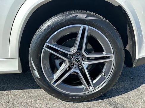 Certified 2024 Mercedes-Benz GLS 450 4MATIC image 10