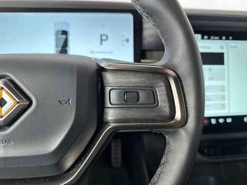 Used 2024 Rivian R1S Adventure image 16