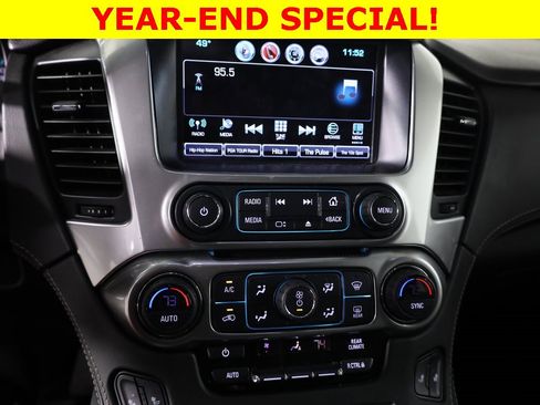 Used 2018 Chevrolet Suburban LT image 17