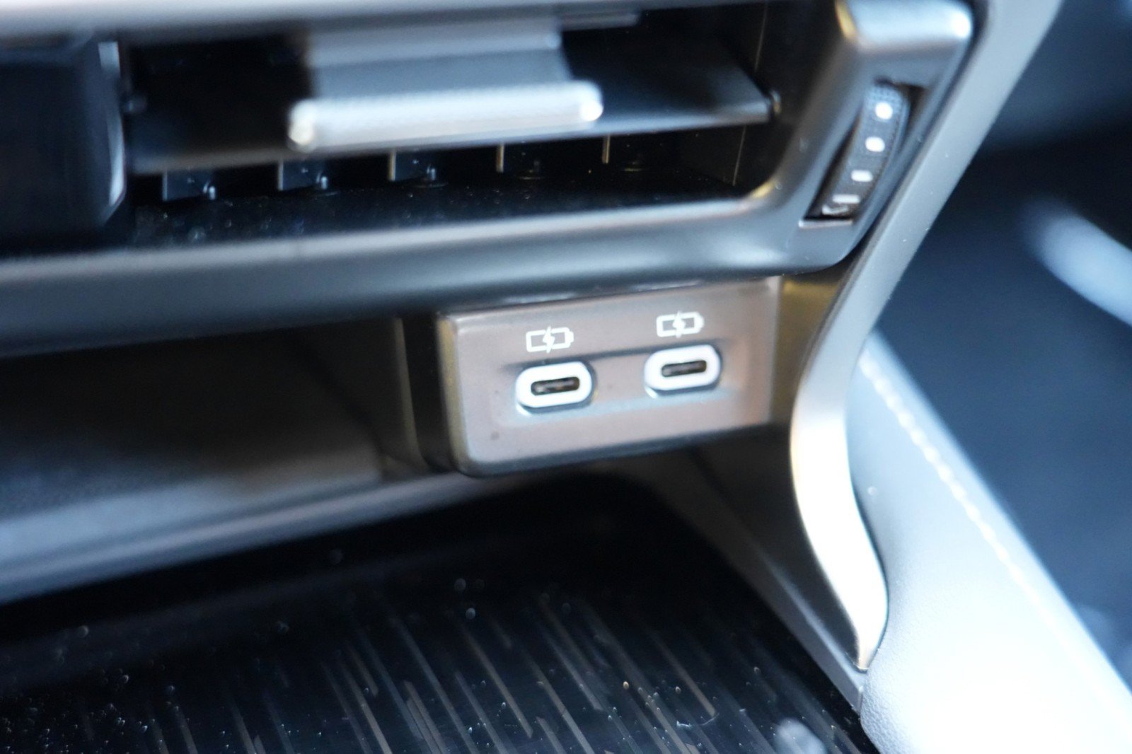 Used 2024 Lexus RX 350 FWD w/ Technology Package image 32