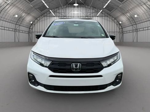 Used 2025 Honda Odyssey Sport-L image 12