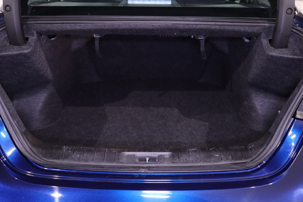 Used 2016 Nissan Maxima SR FWD image 33