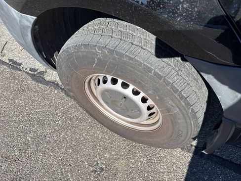 Used 2019 Mercedes-Benz Sprinter 2500 w/ Driver Convenience Package image 26