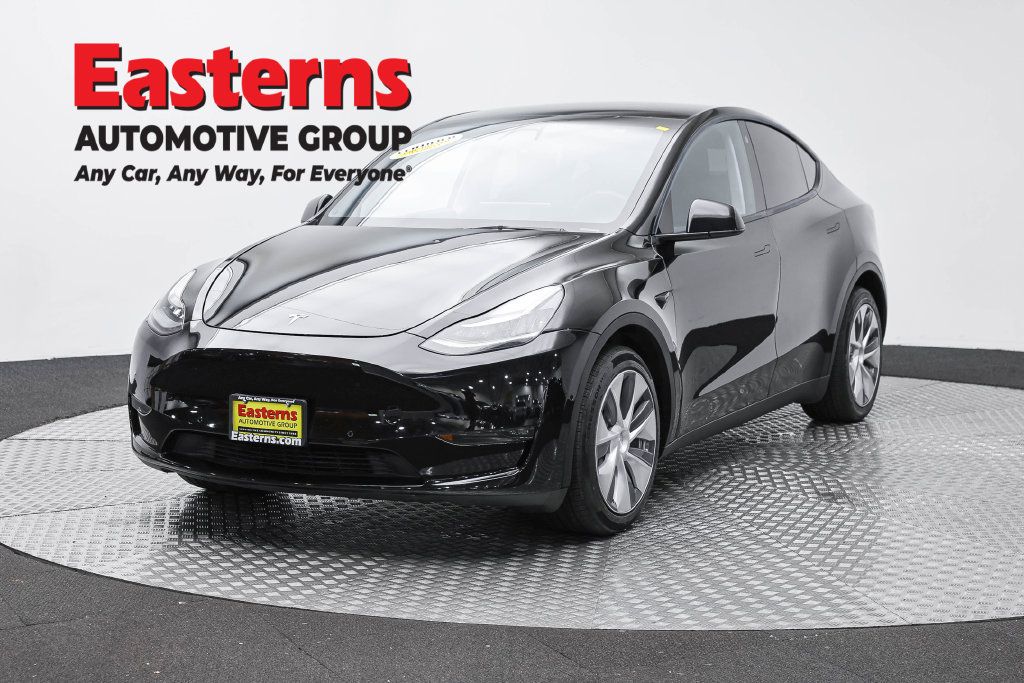Used 2022 Tesla Model Y Long Range AWD/4WD image 1