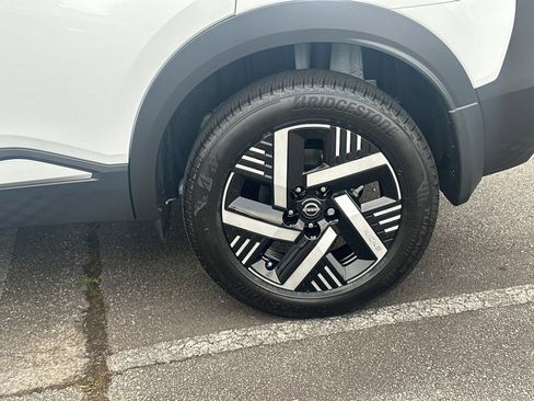 New 2026 Nissan Kicks SV image 19