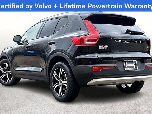 Certified 2023 Volvo XC40 B5 Core image 16