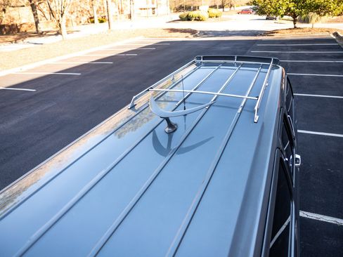 Used 1988 Chevrolet Suburban 2500 image 18