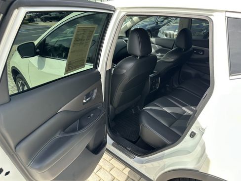 Used 2022 Nissan Murano SL w/ SL Moonroof Package FWD image 26