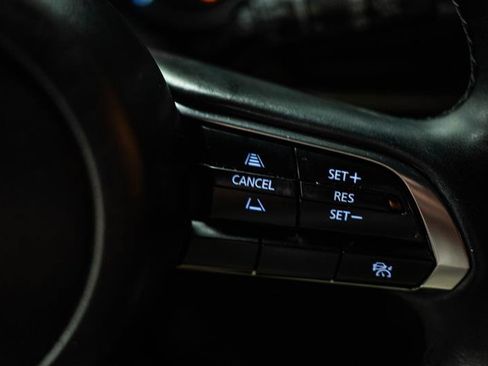 Used 2024 MAZDA MAZDA3 s FWD image 19