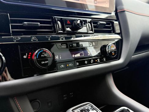 New 2026 Nissan Pathfinder Rock Creek image 29