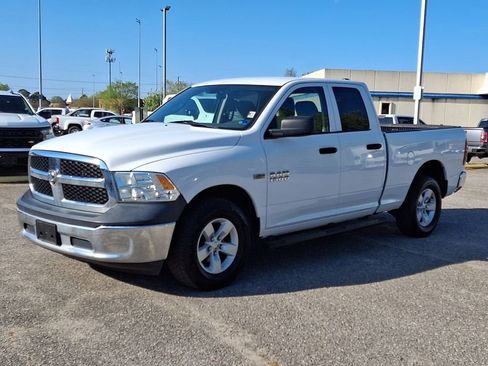Used 2018 RAM 1500 Tradesman w/ Popular Equipment Group AWD/4WD image 3