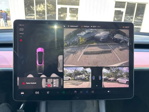 Used 2021 Tesla Model Y Long Range AWD/4WD image 17