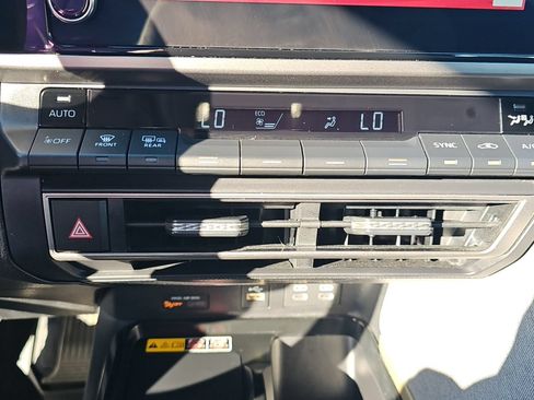 Used 2025 Toyota Camry LE FWD image 18