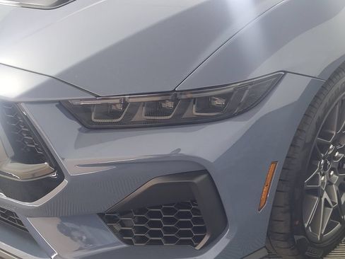 New 2026 Ford Mustang GT Premium w/ GT Performance Package RWD image 10
