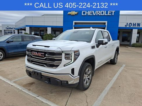 Used 2025 GMC Sierra 1500 SLT image 5