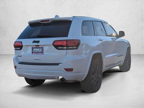 Used 2021 Jeep Grand Cherokee Laredo X image 5