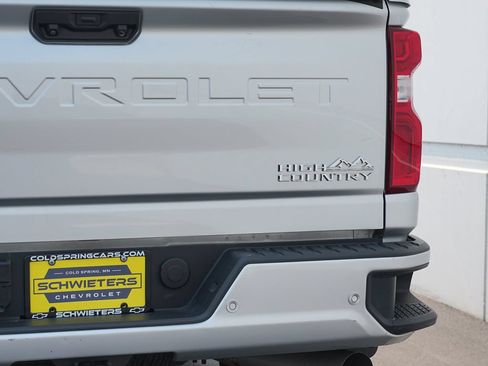 Certified 2022 Chevrolet Silverado 3500 High Country w/ Safety Package II AWD/4WD image 10