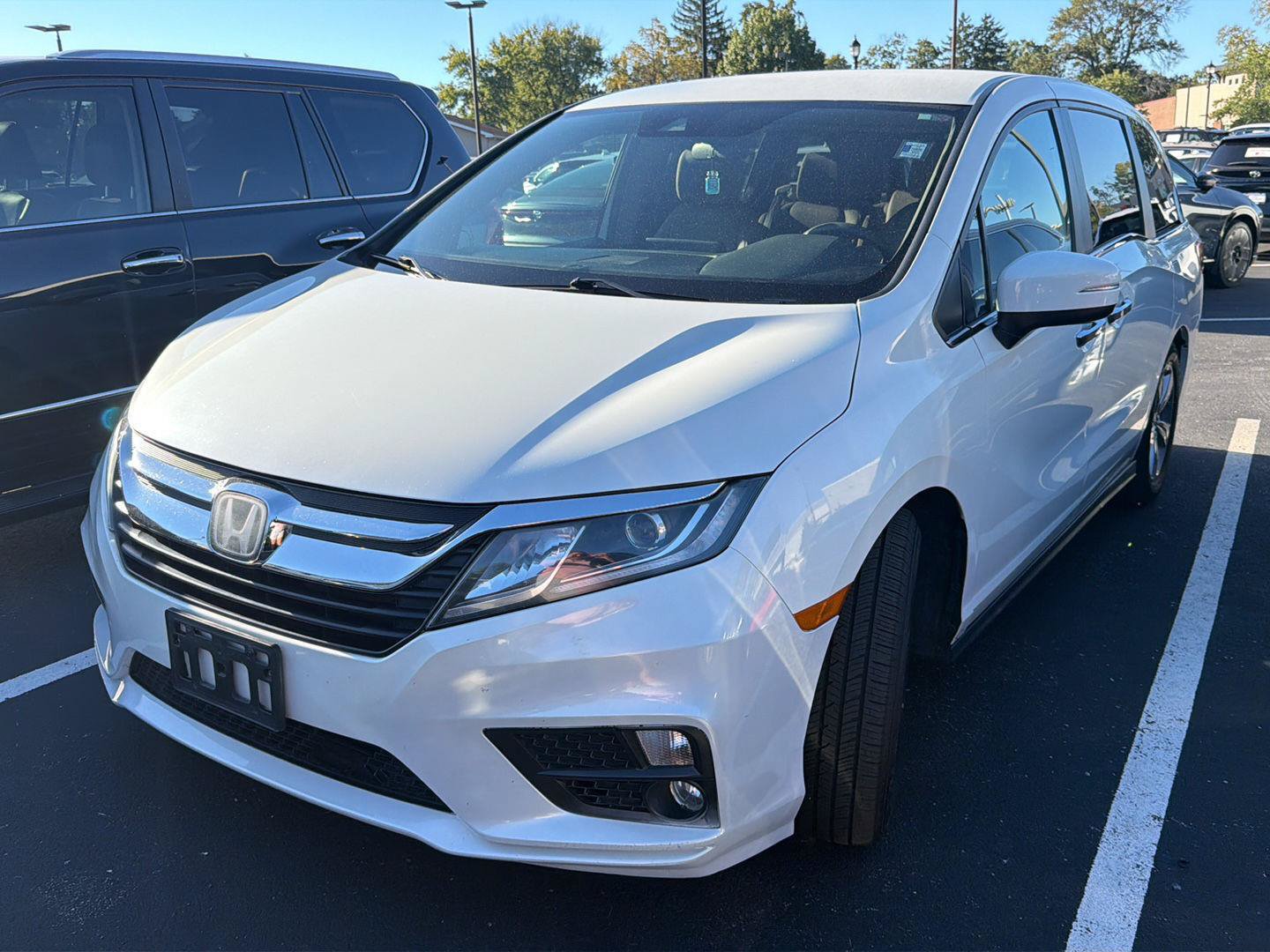 Used 2019 Honda Odyssey EX image 2