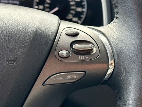 Used 2023 Nissan Murano SV image 30