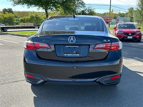 Certified 2018 Acura ILX image 3