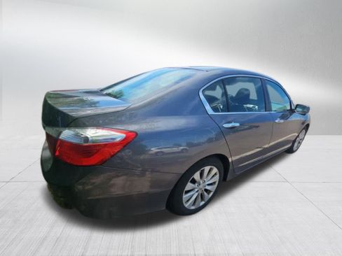 Used 2013 Honda Accord EX image 4